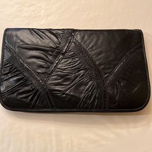 Larger clutch/shoulder bag in black